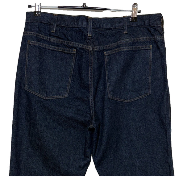 Uniqlo Jeans Mens Blue Tag Size 32 Measures 34x29 Straight Leg Dark Wash - Picture 6 of 9